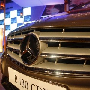 Mercedes B Class diesel B CDI pics price