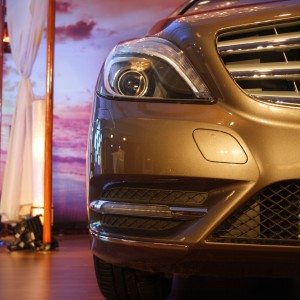 Mercedes B Class diesel B CDI pics price