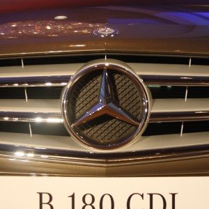 Mercedes B Class diesel B CDI pics price