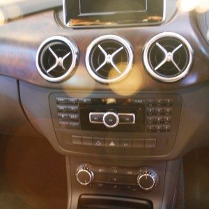 Mercedes B Class diesel B CDI pics price