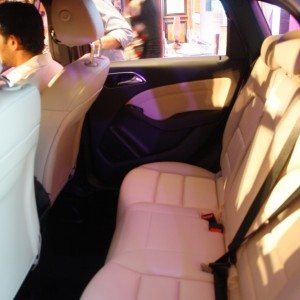 Mercedes B Class diesel B CDI pics price