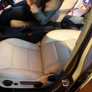 Mercedes B Class diesel B CDI pics price