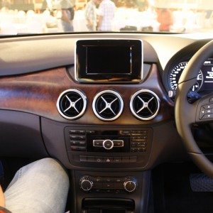 Mercedes B Class diesel B CDI pics price