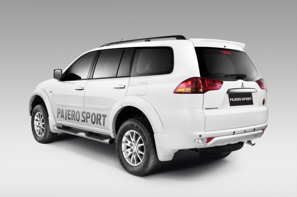 Mitsubishi-Pajero-Sport-Anniversary-Edition-pics-2