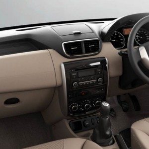 Nissan Terrano India Pics