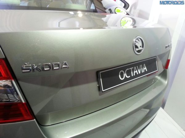 2013-Skoda-Octavia-India-launch-pics-specs-1 (15)