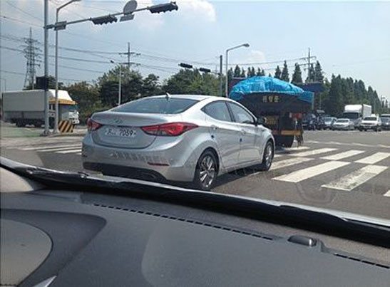 2014-Hyundai-Elantra-Avante-facelift-2