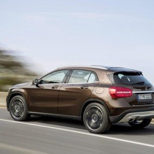 Mercedes GLA pics