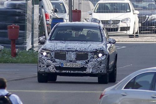 2015-Mercedes-GLK-Pics (2)