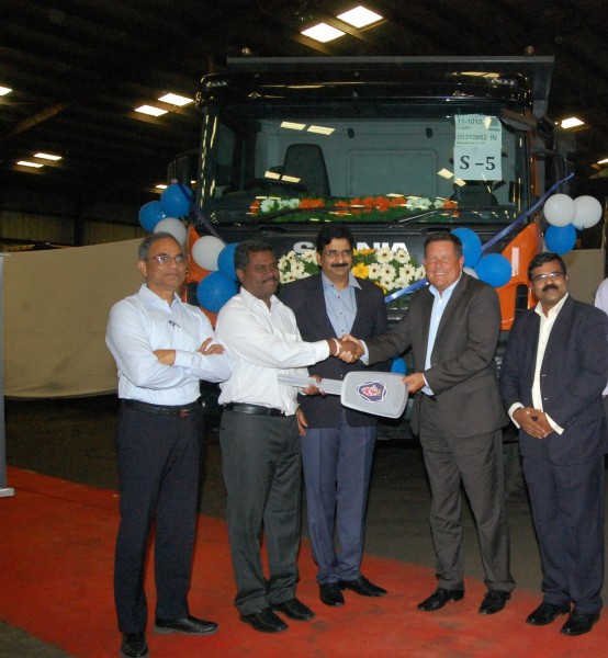 Anders Grundströmer, Managing Director, Scania India,  at the Krishnapat...