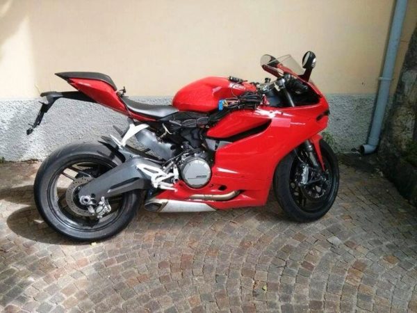 Ducati  Panigale spy shot