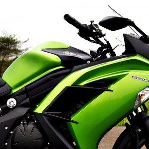 Kawasaki Ninja R review