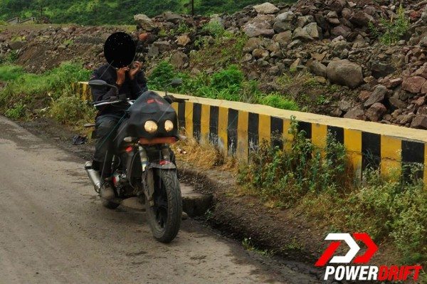 Mahindra Mojo 300 India spy pics (2)