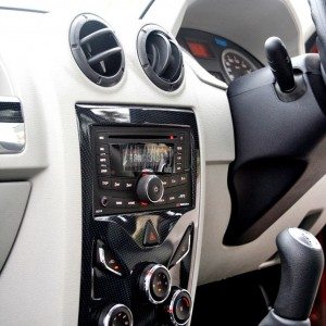 Mahindra verito Vibe India Review images