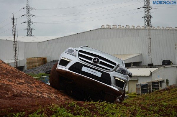 Mercedes-GL-Class-India-Pics-Review-Price- (16)