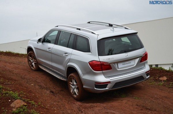 Mercedes-GL-Class-India-Pics-Review-Price- (20)