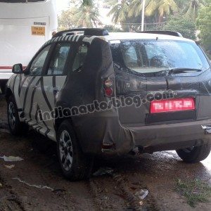 Nissan Terrano India pics launch