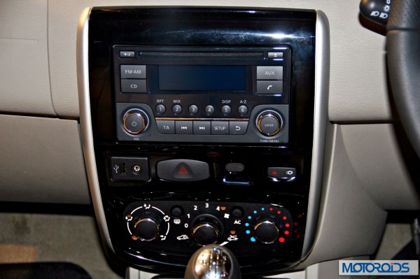 Nissan Terrano images India (52)