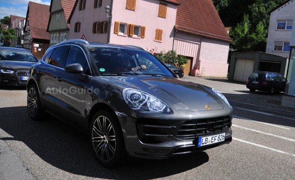 Porsche Macan pics 2