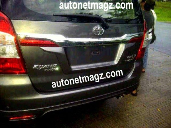 Toyota-Innova-facelift-pics-1