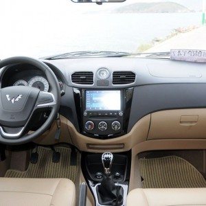 Wuling Hong Guang S Chevrolet Enjoy facelift pics