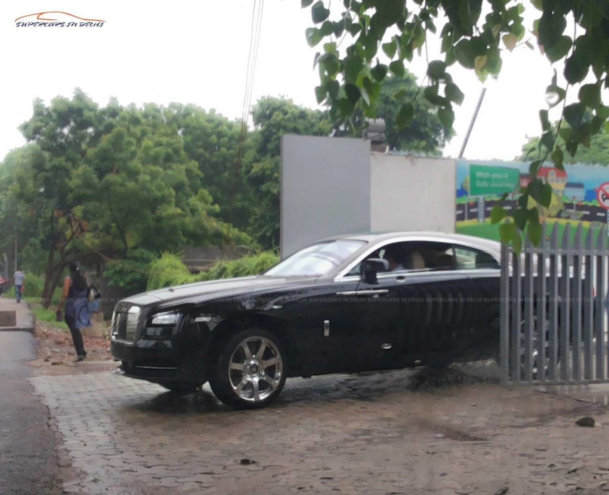 rolls royce wraith india launch pics price