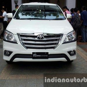 toyota innova facelift indonesia india launch