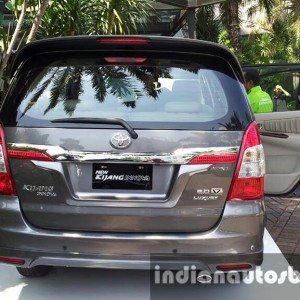 toyota innova facelift indonesia india launch