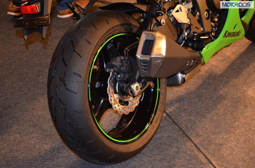 2013 Kawasaki ZX10R (1)