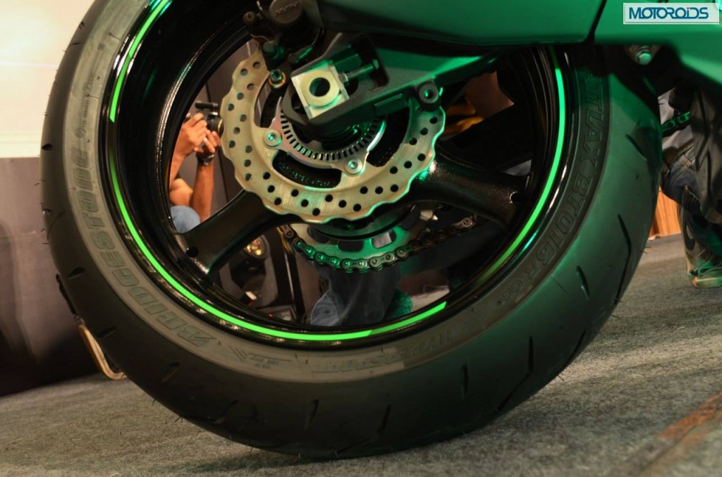 2013 Kawasaki ZX10R (8)