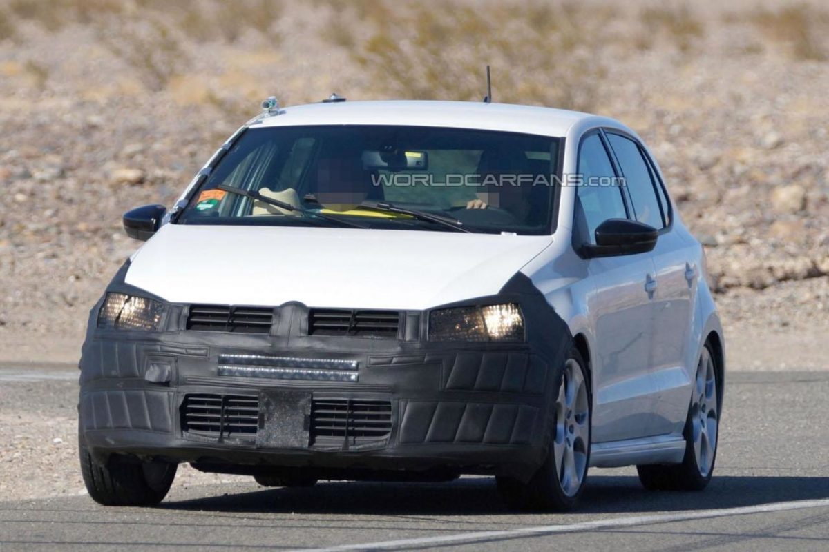 VW Polo facelift pics