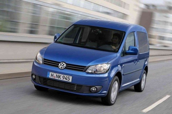 2014-Volkswagen-Caddy-BlueMotion-4