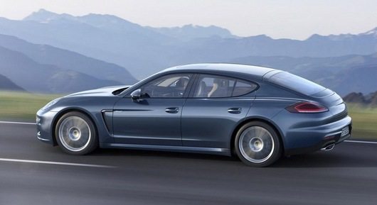 2014_Porsche_Panamera_Diesel