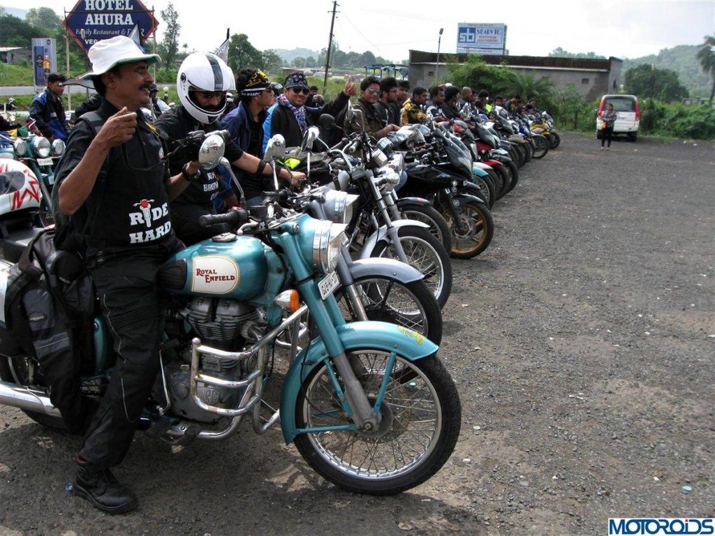 Chai Pakoda Ride India Bike Week (2)