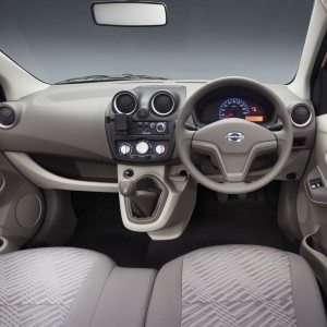 Datsun Go MPV India pics