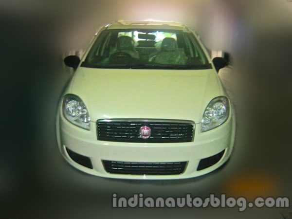 Fiat-Linea-Classic-pics-launch- (5)