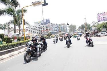 Harley-Davidson owners roar through Indore at Founders Ride
