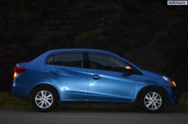 Honda-Amaze-1.5-Diesel-review-pics-134