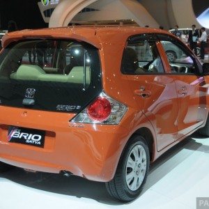 Honda Brio Satya Indonesia pics