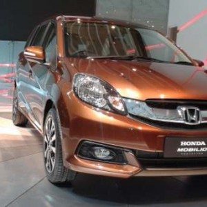 Honda Mobilio Brio MPV pics