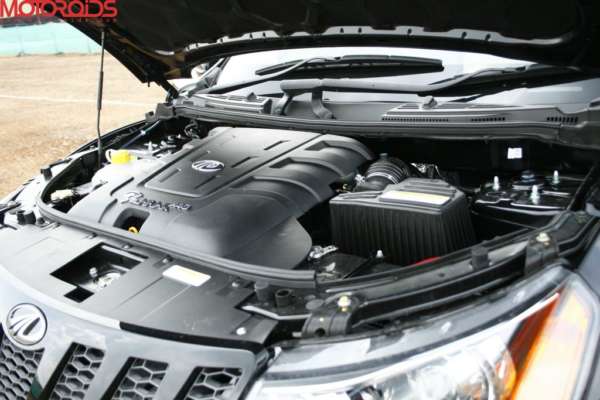 Please Note- The engine shown is that of the XUV500 diesel variant 