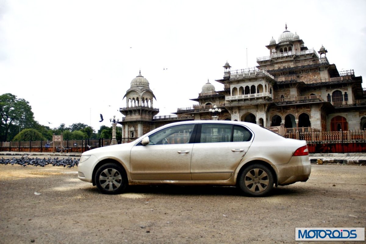 Mumbai Delhi roadtrip via Udaipur and Jaipur in Skoda Superb