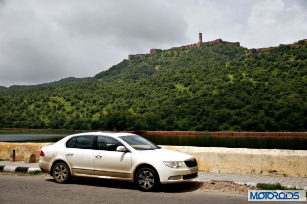 Mumbai Delhi roadtrip via Udaipur and Jaipur in Skoda Superb (125)