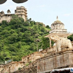 Mumbai Delhi roadtrip via Udaipur and Jaipur in Skoda Superb