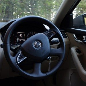 New Skoda Octaviat India review pics