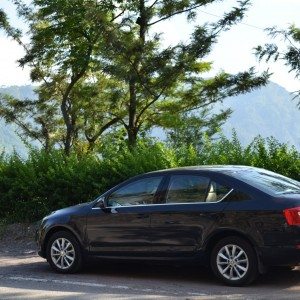 New Skoda Octaviat India review pics