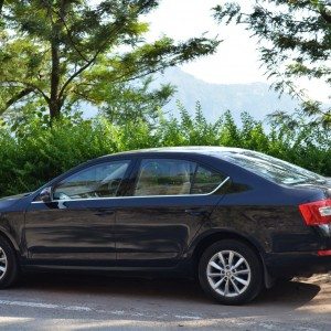 New Skoda Octaviat India review pics