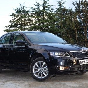 New Skoda Octaviat India review pics