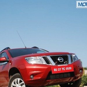 Nissan Terrano Review Pics