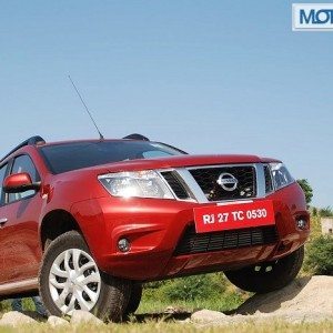 Nissan Terrano Review Pics